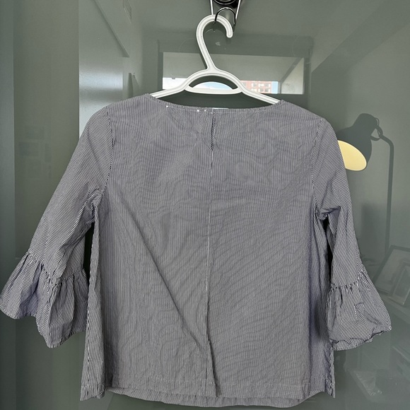 Madewell bell sleeved top - Picture 5 of 9